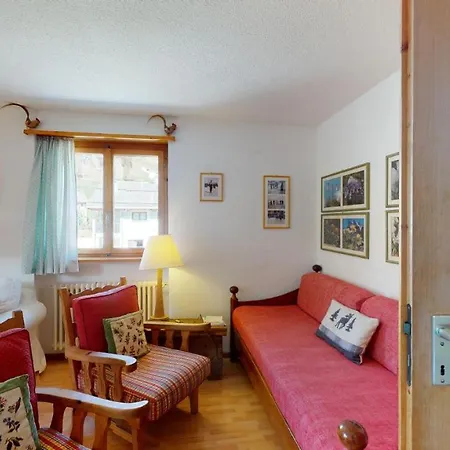Flurina 7 Apartment