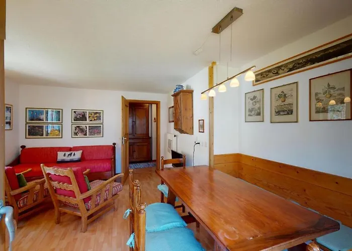 Appartement Flurina 7 *