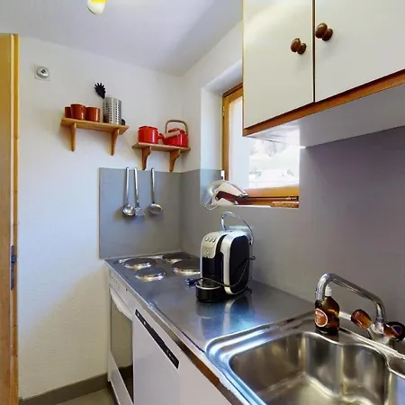 Flurina 7 דירה סלרינה